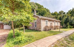 62 Mill Street, Elsah, IL 62028
