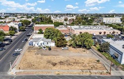 122 E Eighth Street, Hanford, CA 93230