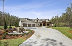 9325 Naturewalk Dr, Jay, FL 32565