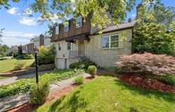 3530 Woodlake Dr, West Deer, PA 15101