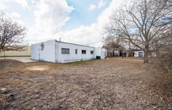 330 W Live Oak St, Kenedy, TX 78119
