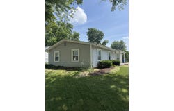 1926 W BRADFORD Street, Marion, IN 46952