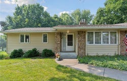 505 Highland Drive, Chanhassen, MN 55317