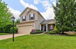 1064 Molland Drive, Brunswick, OH 44212