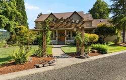 106 GREEN VALLEY RD, Oakland, OR 97462