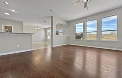 220 SCENIC HILLS DR, La Vernia, TX 78121-5902