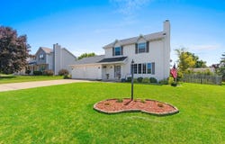 2158 SKYVIEW Street, GREEN BAY, WI 54311