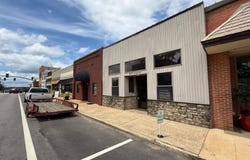 202 W Main St, Fulton, MS 38843
