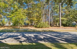 7 N Loudon, Beaufort, SC 29906