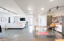 353 E THOMAS Road, Phoenix, AZ 85012