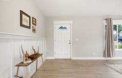 265 N 2ND St, StHelens, OR 97051