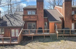 75 Warbler Court, Lake Harmony, PA 18624