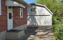 7112 Schneider Avenue, Hammond, IN 46323