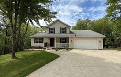 36 Choctaw Trail, Malvern, OH 44644