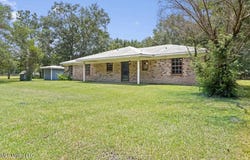 9100 Augusta Road, Moss Point, MS 39562
