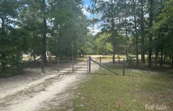 8221 Feather Run Road, Kershaw, SC 29067