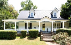 2345 Seagraves Mill Road, Hull, GA 30646