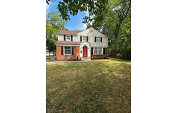 19013 Chagrin Boulevard, Shaker Heights, OH 44122