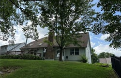 1103 SW Stonecreek Drive, Blue Springs, MO 64015