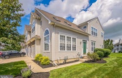 31 CYPRESS POINT ROAD, MOUNT HOLLY, NJ 08060