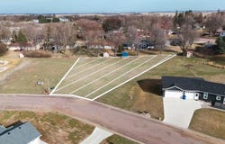 506 Beck Dr, Alcester, SD 57001
