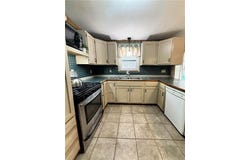 22 Dexter Rock Way, Lincoln, RI 02865