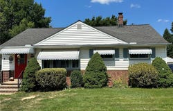9513 Alexander Road, Garfield Heights, OH 44125