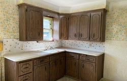 5085 W 6th Street, Brooklyn Heights, OH 44131