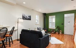 121 W CONFEDERATE STREET, NEW MARKET, VA 22844