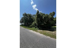 138 Illinois Street, Lanark Village, FL 32322