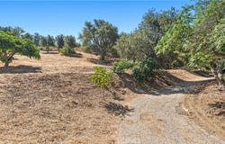 1194 Black Canyon, Simi Valley, CA 93063
