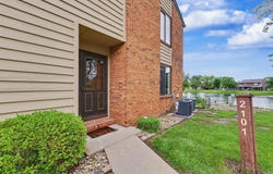2101 Harbortown Circle, Champaign, IL 61821