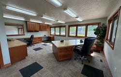 820 W Summit Street, Winterset, IA 50273