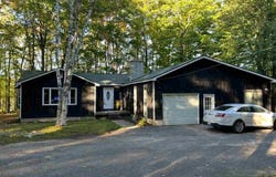 8118 E Mitchell, Petoskey, MI 49770