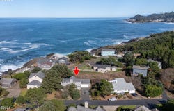 465 SW EDGEWATER, Depoe Bay, OR 97341