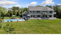 5 Woodcock Lane, Remsenburg-Speonk, NY 11960