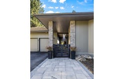 19558 Green Lakes Loop, Bend, OR 97702