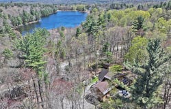 55 Mallard Dr, Becket, MA 01223