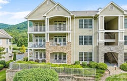 65 Glenview Lane, Maggie Valley, NC 28751