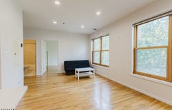 323 Jackson St, Hoboken City, NJ 07030-7652