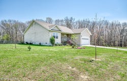 247 Georgee Rd, Jamestown, TN 38556