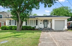 803 S Rusk Street, Gainesville, TX 76240