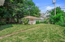 2312 N 41st St, Milwaukee, WI 53210