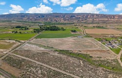 1326 L 7/10 Road, Loma, CO 81524