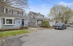 17 Edwards Road, Hyannis, MA 02601