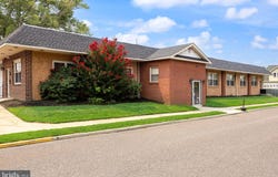 419 HIGHLAND Boulevard, GLOUCESTER CITY, NJ 08030