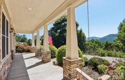 959 Silverglen Way, Hendersonville, NC 28792