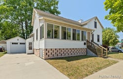 602 Jackson Street, Grand Haven, MI 49417