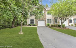 22 Daffodil Way, Old Bridge, NJ 08857