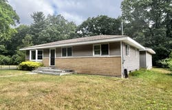 3304 Wanda Avenue, Muskegon, MI 49442